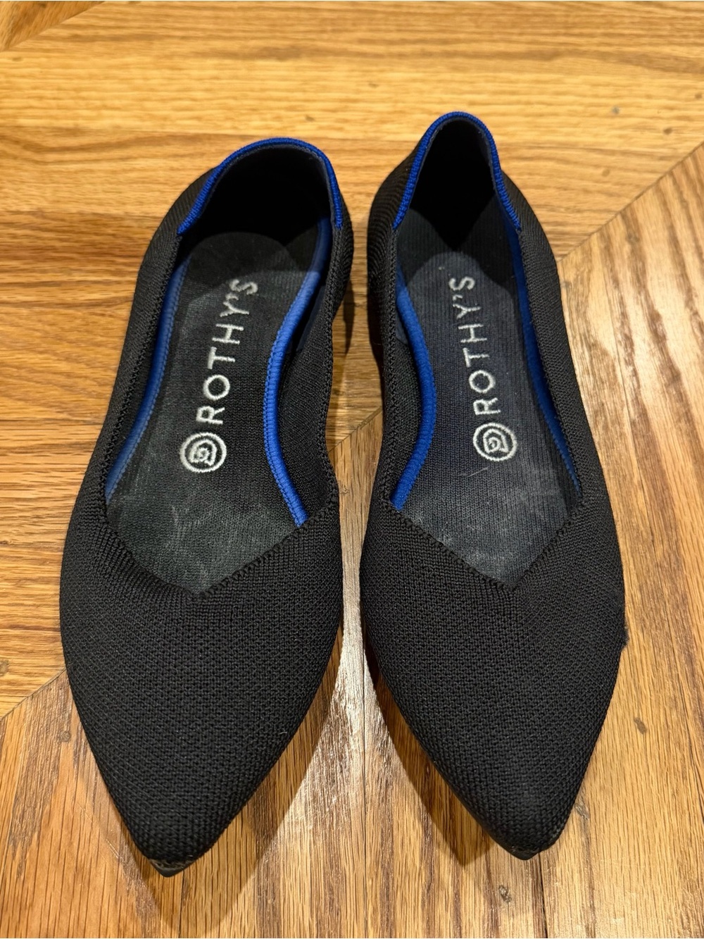 Rothy’s The Point II Black Blue Knit Pointed Toe Flats 8.5